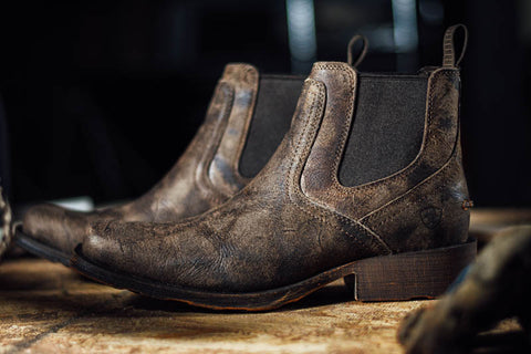The 6 Best Work Boots for Mechanics