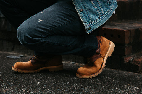 How to Remove Tar From Boots with 3 Easy Tricks