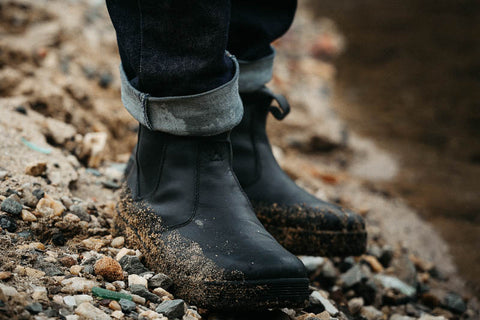 How to Break in Work Boots: 9 Tips to Try
