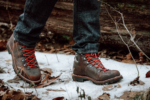 How Should Hiking Boots Fit? 6 Tips for a Pain-free Trek